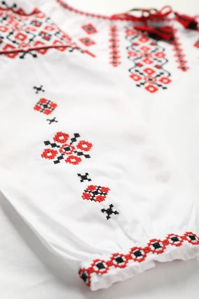 Beautiful White Shirt Red Ukrainian National Embroidery Closeup —  Fotos de Stock