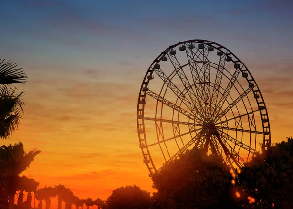 Beautiful Large Ferris Wheel Outdoors Sunset — 스톡 사진