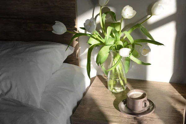 Beautiful White Tulip Bouquet Cup Coffee Nightstand Bedroom — стоковое фото
