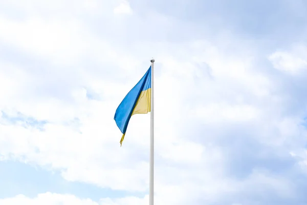 Flag Ukraine Waving Pole Blue Sky — Stock fotografie
