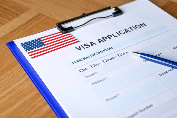 Visa Application Form Immigration American Flag Pen Table Closeup — Stockfoto