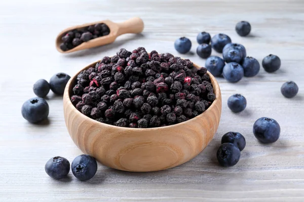 Freeze Dried Fresh Blueberries White Wooden Table — Stockfoto