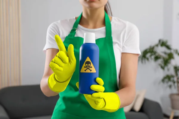 Woman Showing Bottle Toxic Household Chemical Warning Sign Closeup — Fotografia de Stock