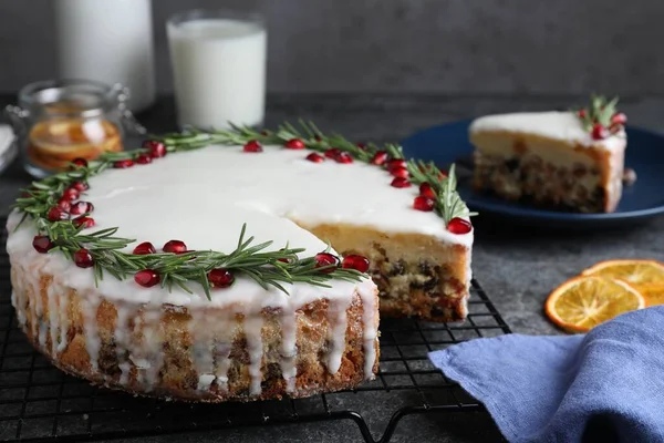 Traditional Christmas Cake Decorated Rosemary Pomegranate Seeds Grey Table — 스톡 사진