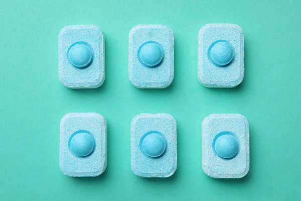 Water Softener Tablets Turquoise Background Flat Lay — Stockfoto