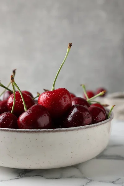 Fresh Ripe Cherries Water Drops Bowl White Marble Table Closeup — Stock Photo, Image