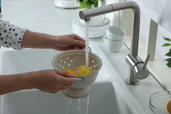 Woman Washing Fresh Ripe Lemons Tap Water Kitchen Closeup — Foto de Stock