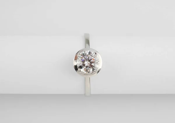 Beautiful Engagement Ring Gemstone White Background Top View — Stock Photo, Image