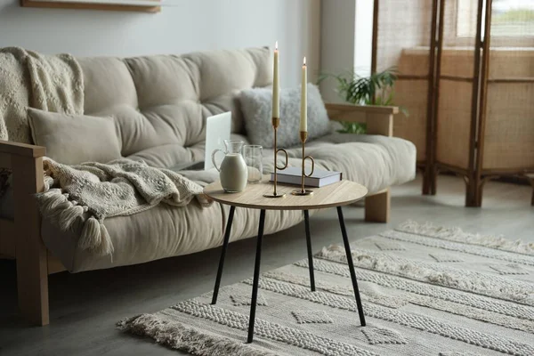 Modern Living Room Interior Sofa Side Table Candles — Stockfoto