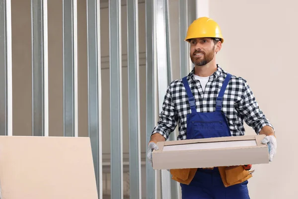 Professional Builder Uniform Carrying Box Indoors —  Fotos de Stock