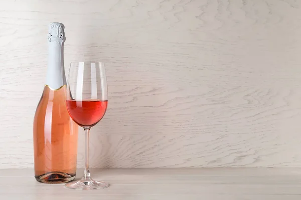 Bottle Glass Delicious Rose Wine Table White Wooden Background Space — Fotografia de Stock