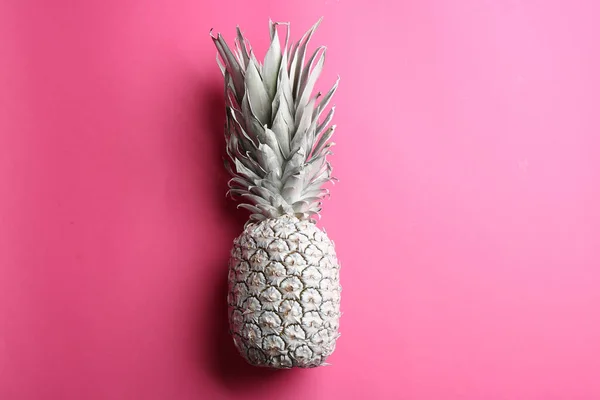Painted White Pineapple Pink Background Top View Creative Concept —  Fotos de Stock