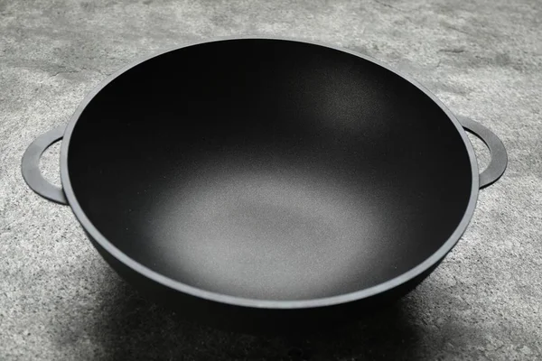 Empty Iron Wok Grey Table Chinese Cookware — Photo
