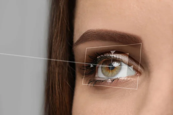 Closeup View Woman Laser Ray Illustration Vision Correction Surgery — Stockfoto