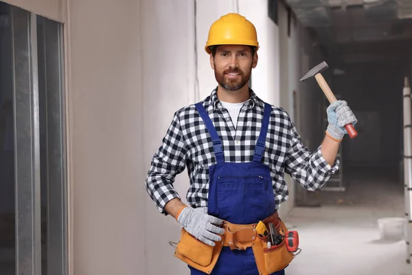 Professional Builder Uniform Hammer Tool Belt Indoors —  Fotos de Stock