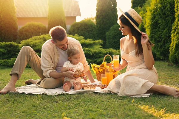 Happy Family Having Picnic Garden Sunny Day — Stock Fotó