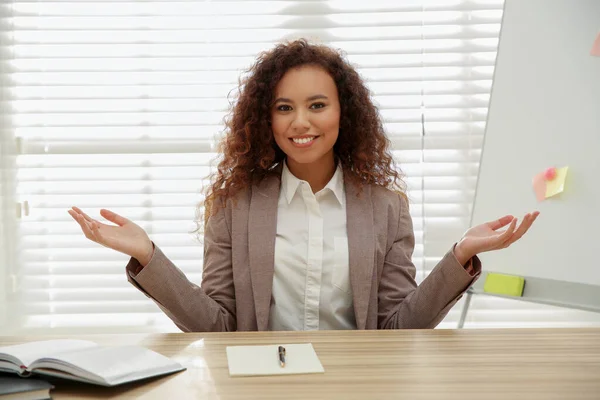 Happy African American Woman Using Video Chat Office View Web — Stockfoto