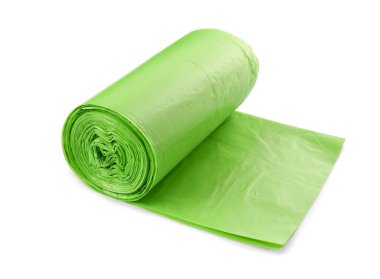 beyaz izole yeşil çöp poşetleri rulo