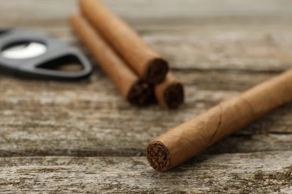 Cigar Wrapped Tobacco Leaf Wooden Table Closeup — Stockfoto