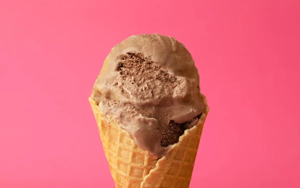 Delicious Chocolate Ice Cream Waffle Cone Pink Background Closeup — Fotografia de Stock