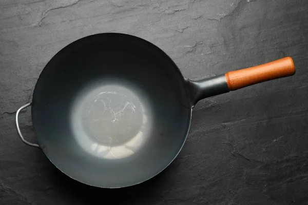 Empty Iron Wok Black Slate Table Top View Chinese Cookware — 图库照片