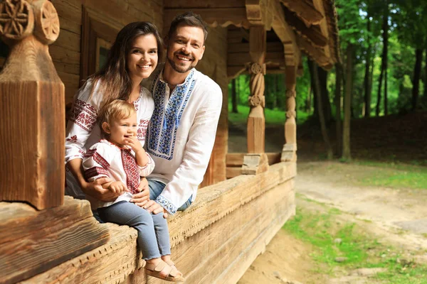 Happy Family Ukrainian National Clothes Wooden Terrace — Fotografia de Stock