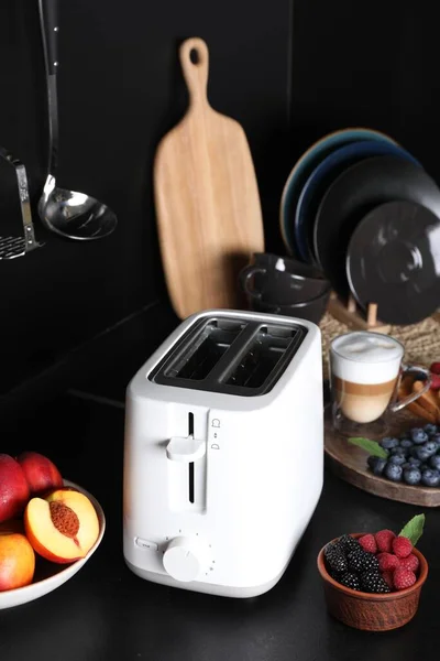 Modern Toaster Fresh Berries Coffee Black Table — 스톡 사진