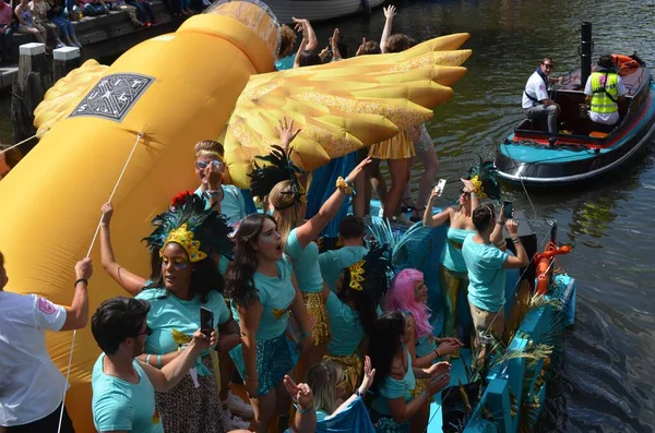 Amsterdam Netherlands August 2022 Many People Boats Lgbt Pride Parade — Photo