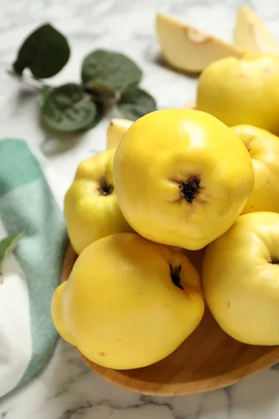 Fresh Ripe Organic Quinces Leaves White Marble Table — Stock Photo, Image