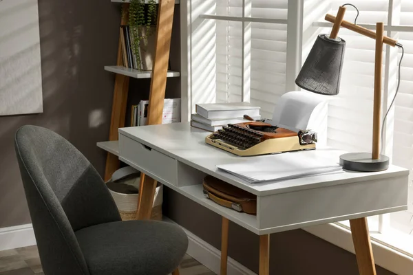 Comfortable Writer Workplace Interior Typewriter Desk Front Window — Fotografia de Stock