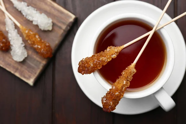 Sticks Sugar Crystals Served Tea Wooden Table Flat Lay — Stock fotografie