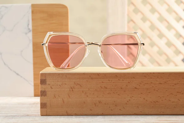 Stylish Sunglasses White Wooden Table Summer Accessory — Stockfoto