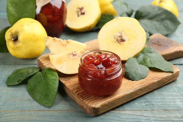 Delicious Quince Jam Fruits Light Blue Wooden Table — Fotografia de Stock