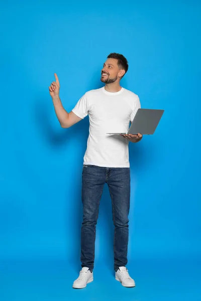 Happy Man Laptop Light Blue Background — Foto de Stock