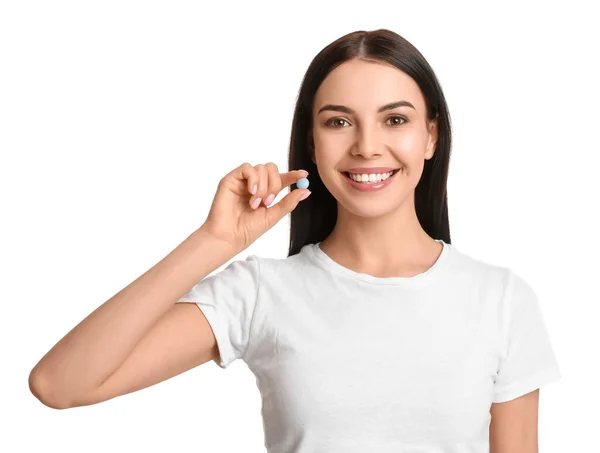 Jeune Femme Avec Pilule Vitamine Sur Fond Blanc — Photo