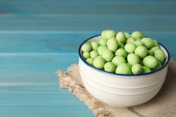 Tasty Wasabi Coated Peanuts Bowl Turquoise Wooden Table Closeup Space — 图库照片