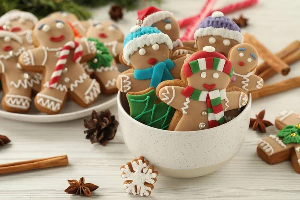 Lahodné Domácí Vánoční Cukroví Bílém Dřevěném Stole — Stock fotografie