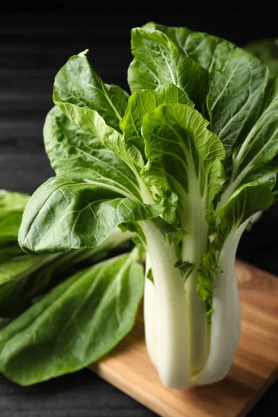 Fresh Green Pak Choy Cabbage Black Table Closeup — Stock Photo, Image