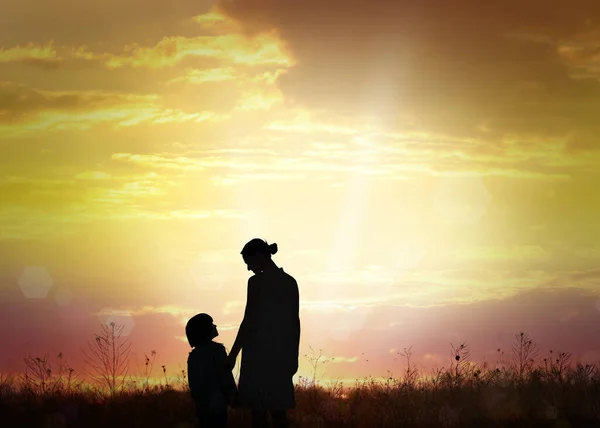 Silhouettes Godparent Child Field Sunrise — Stockfoto