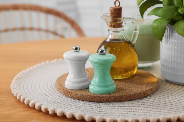 Salt Pepper Shakers Bottle Oil Wooden Table — Fotografia de Stock