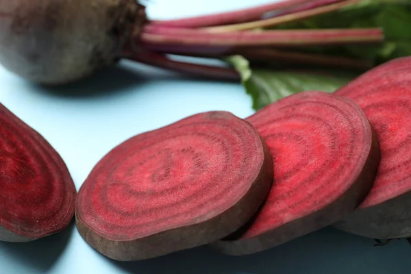 Whole Cut Fresh Red Beets Light Blue Background Closeup — Stock Photo, Image