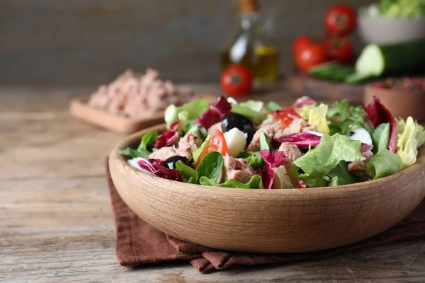 Bowl Delicious Salad Canned Tuna Vegetables Wooden Table Space Text — Stockfoto