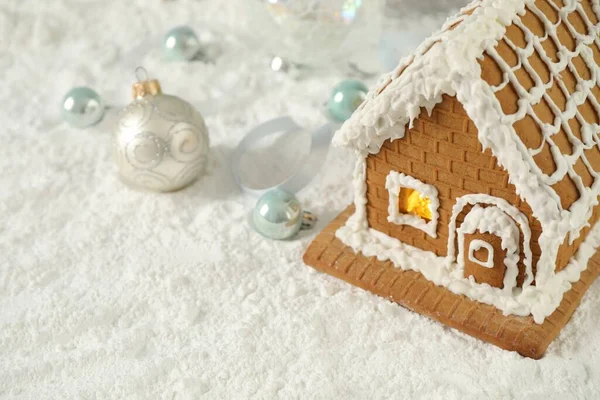 Beautiful Gingerbread House Decorated Icing Snow — Stock Photo, Image