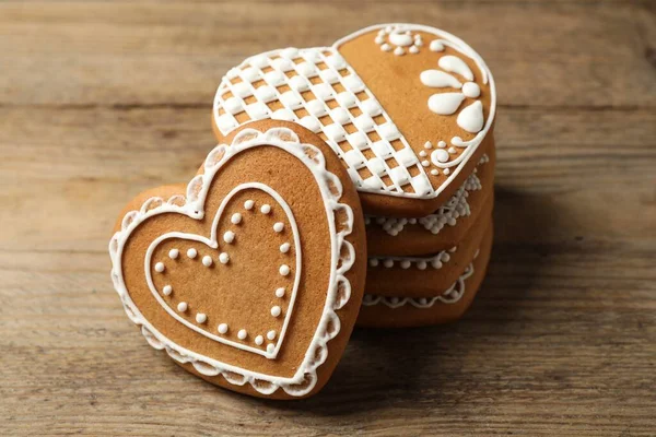 Tasty Heart Shaped Gingerbread Cookies Wooden Table Closeup — Stock Photo, Image