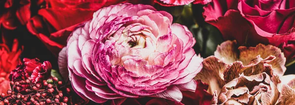 Gyönyörű Csokor Különböző Virágokkal Közelről Bannertervezés — Stock Fotó