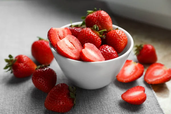 Fresh Juicy Strawberries Table Closeup View — ストック写真