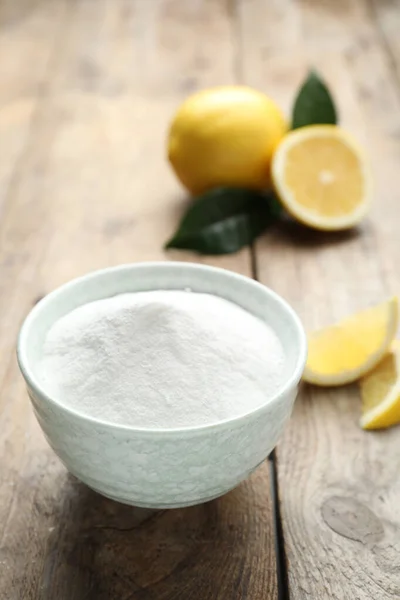 Bicarbonato Sodio Limones Cortados Mesa Madera — Foto de Stock