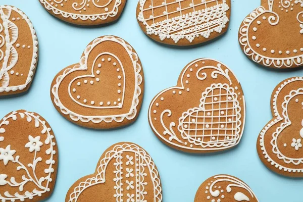 Tasty Heart Shaped Gingerbread Cookies Light Blue Background Flat Lay — Stock Photo, Image