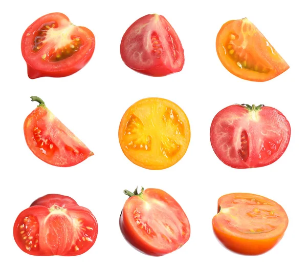 Conjunto Com Diferentes Tomates Maduros Cortados Sobre Fundo Branco — Fotografia de Stock