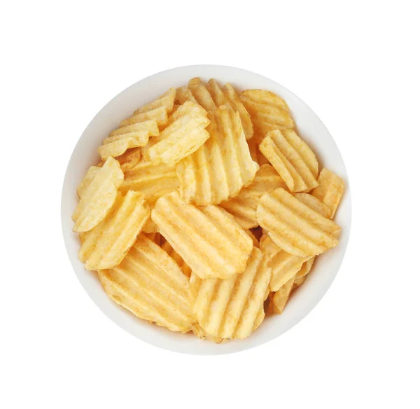 Bowl Ízletes Bordázott Burgonya Chips Fehér Alapon Felső Nézet — Stock Fotó